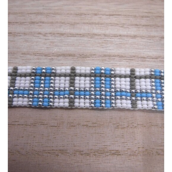 Loom Beaded Bracelet Plaid - Picture 3 of 4